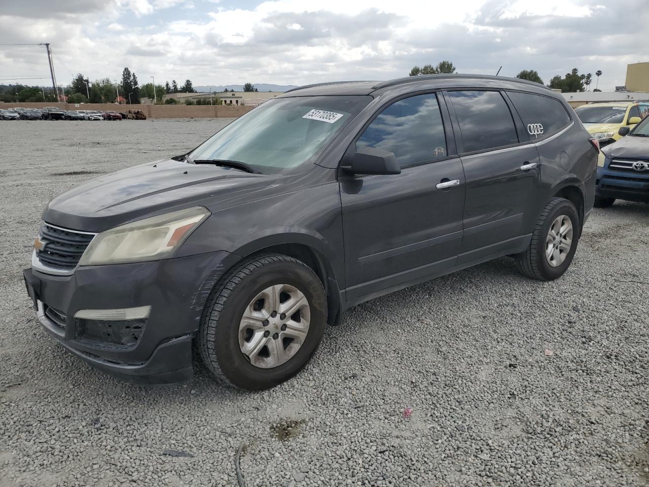 2015 Chevrolet Traverse Ls იყიდება Mentone-ში, CA - Front End