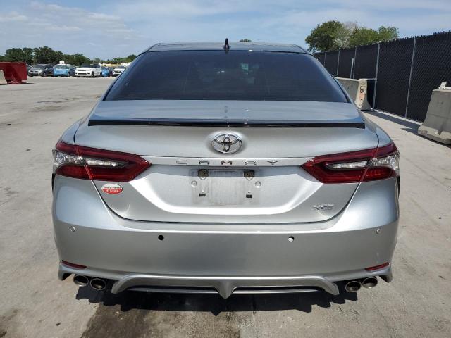  TOYOTA CAMRY 2021 Серебристый