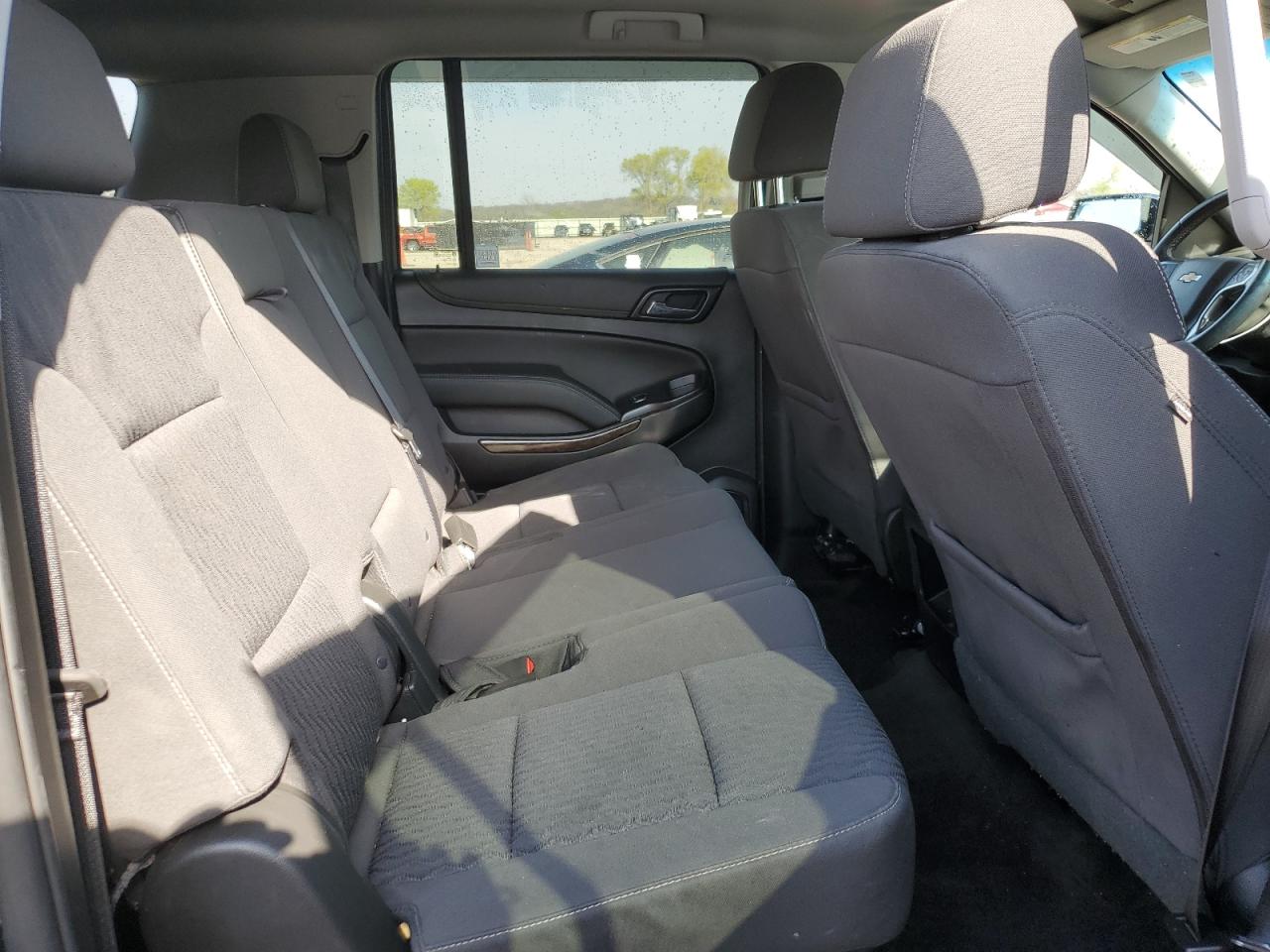2018 Chevrolet Suburban K1500 Ls VIN: 1GNSKGKC2JR400116 Lot: 53519775