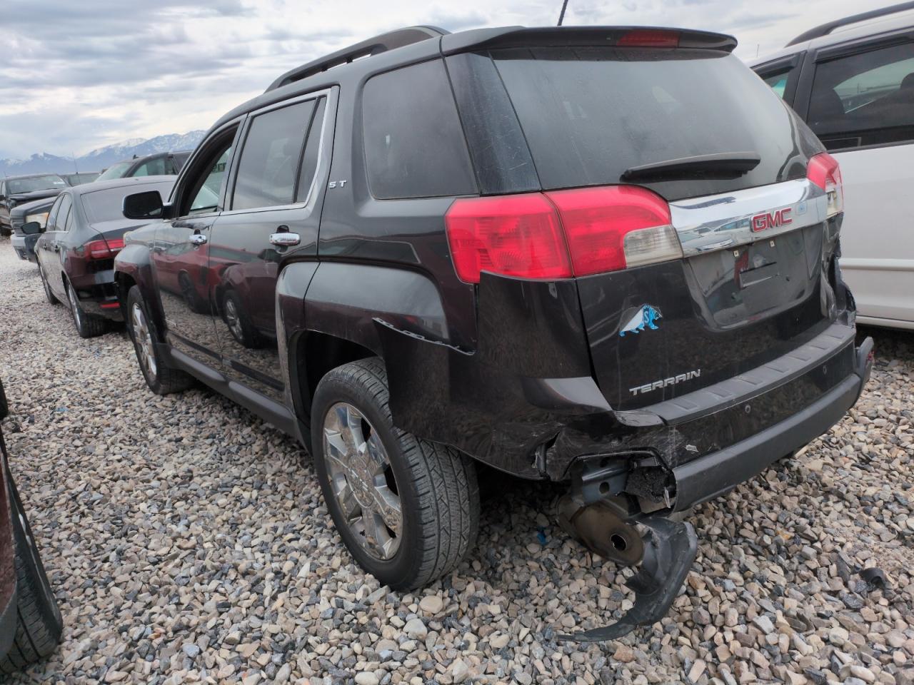 2015 GMC Terrain - Image 2