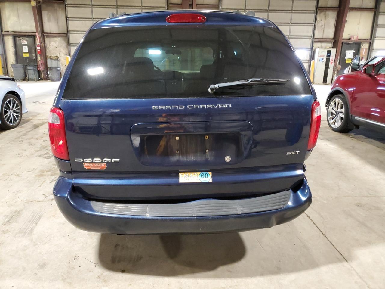2005 Dodge Grand Caravan Sxt VIN: 2D4GP44L65R581025 Lot: 52443995