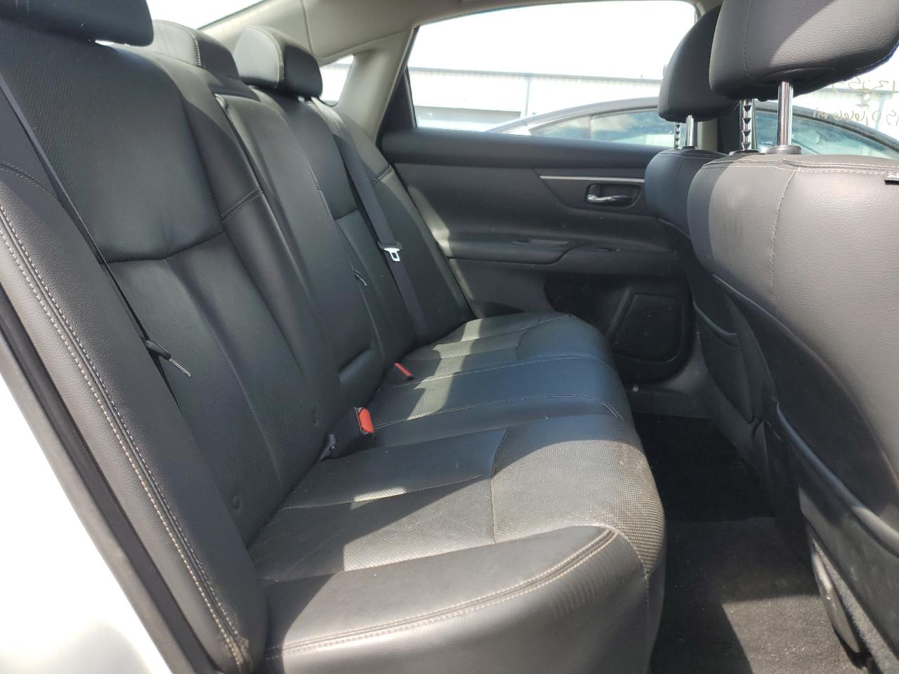 1N4AL3AP6GC147267 NISSAN ALTIMA 2016