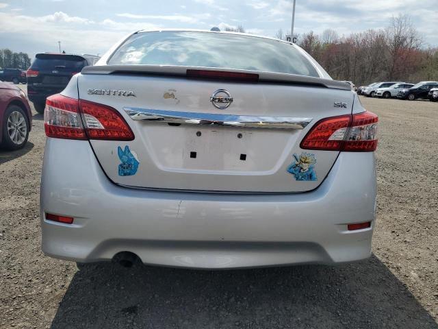 Седани NISSAN SENTRA 2015 Сріблястий