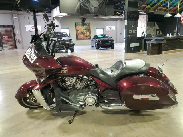 2010 VICTORY MOTORCYCLES CROSS COUNTRY 