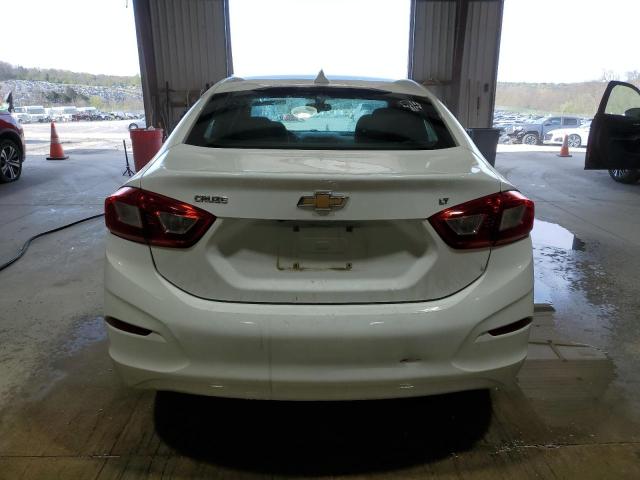  CHEVROLET CRUZE 2017 White