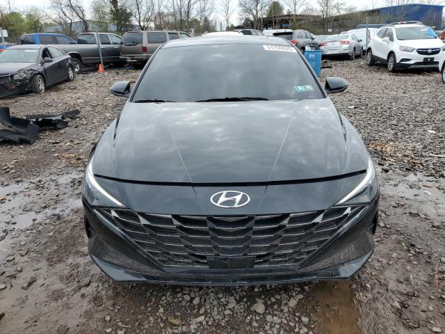  HYUNDAI ELANTRA 2023 Черный