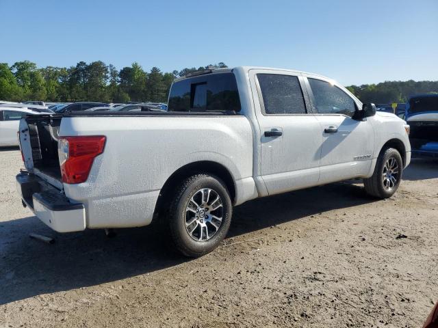  NISSAN TITAN 2022 Biały