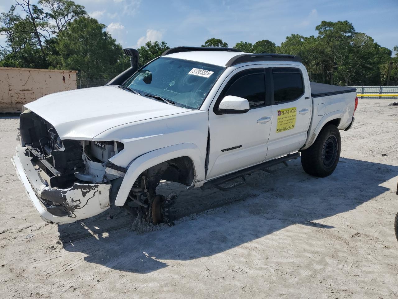 2017 Toyota Tacoma Double Cab zu verkaufen in Fort Pierce, FL - Front End