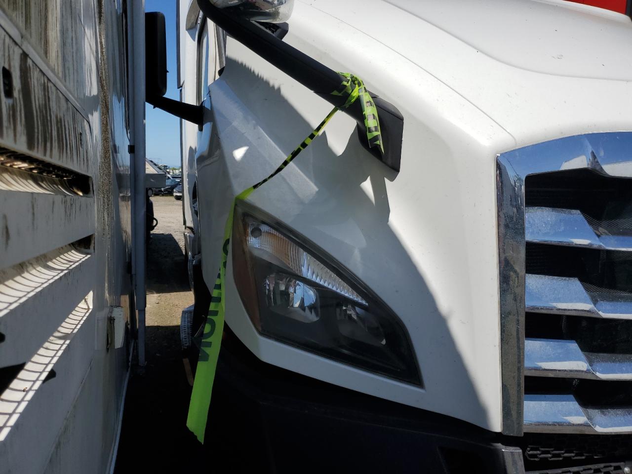 2019 Freightliner Cascadia 126 for Sale in Eugene, OR - Rollover