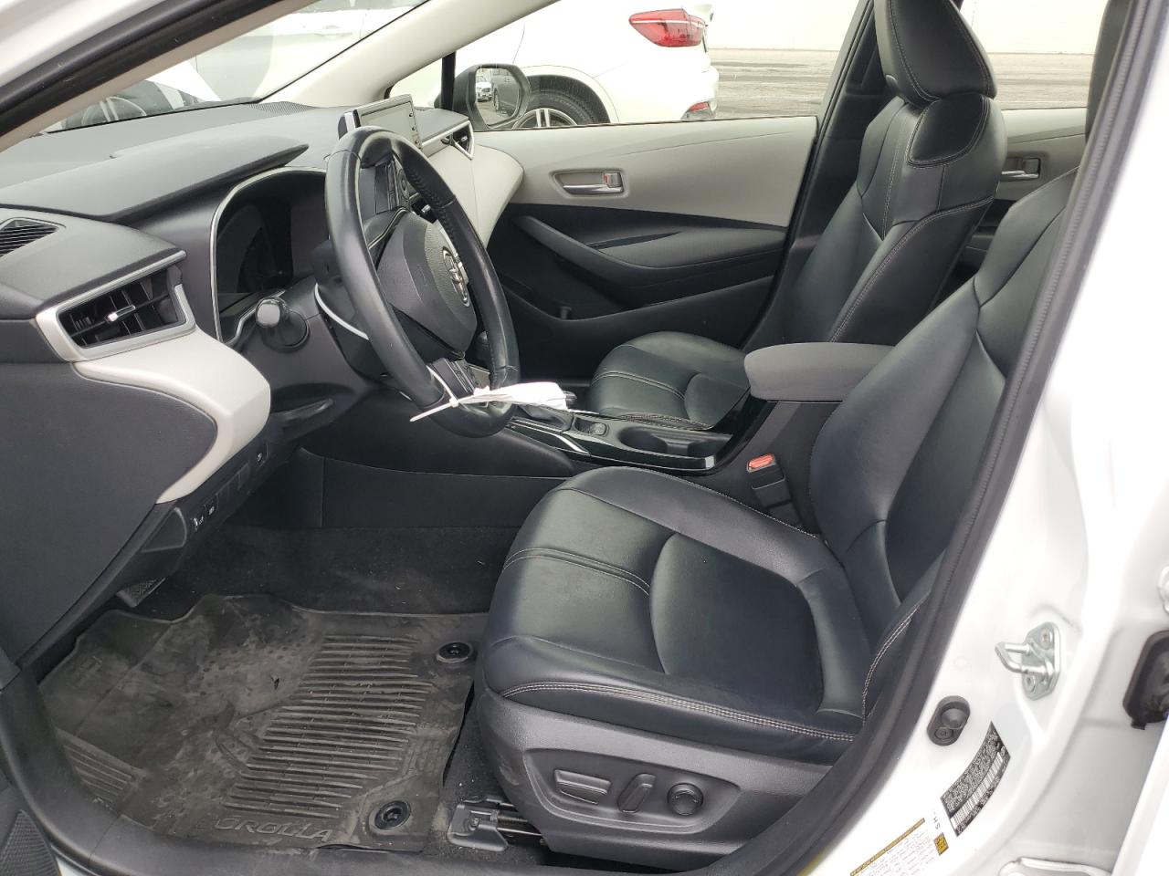 2022 Toyota Corolla Le VIN: JTDEAMDE4N3012304 Lot: 54435525
