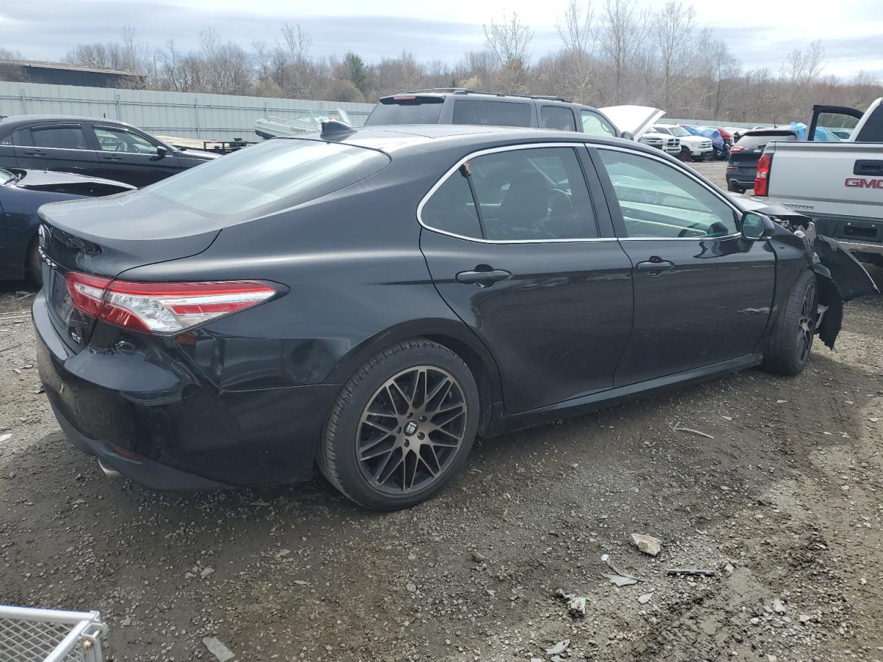 4T1B11HK4JU018699 TOYOTA CAMRY 2018