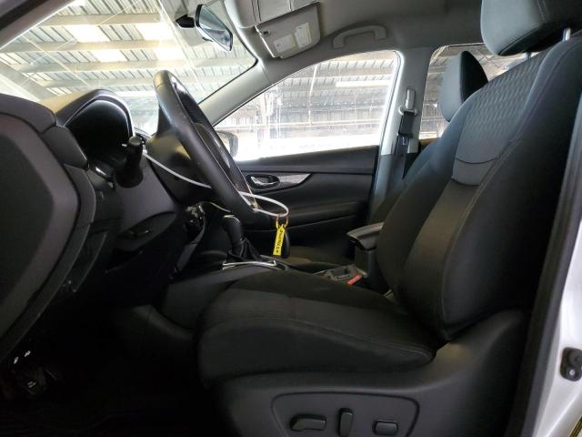 NISSAN ROGUE 2017 Srebrny