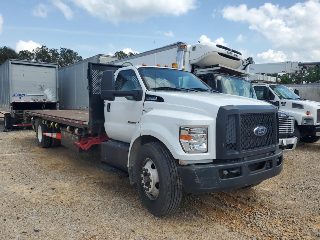 2019 Ford F650 Flatbed Truck na sprzedaż w Hueytown, AL - Mechanical