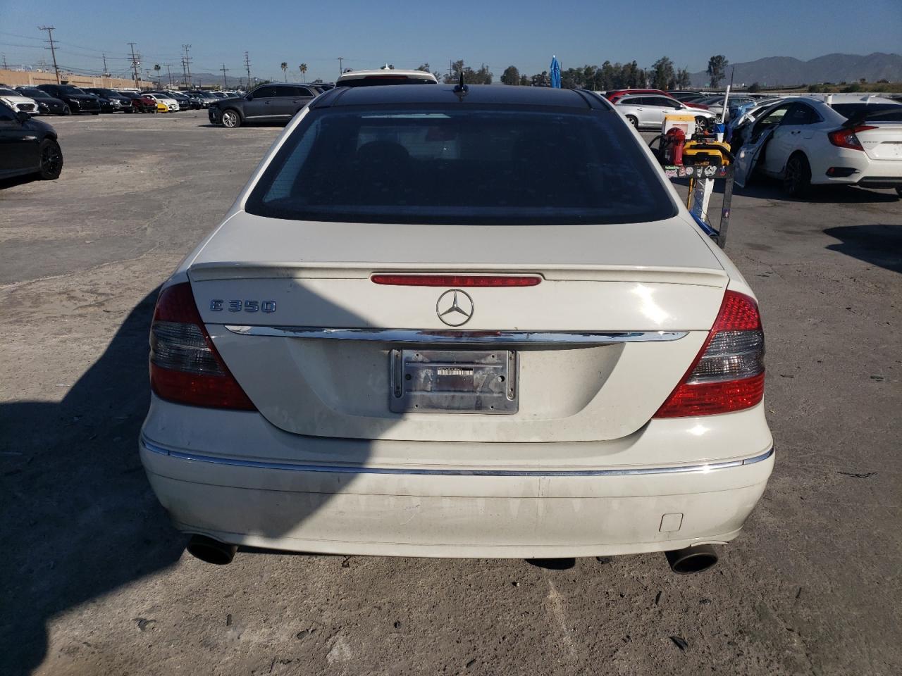 2007 Mercedes-Benz E 350 VIN: WDBUF56X87A988634 Lot: 52616955