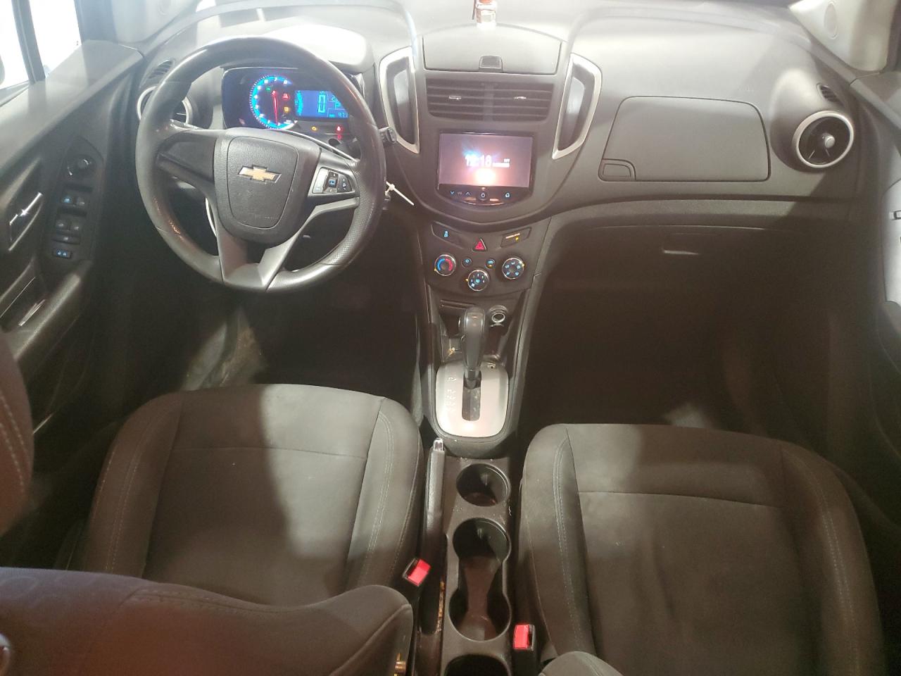 3GNCJNSB4GL271041 CHEVROLET TRAX 2016