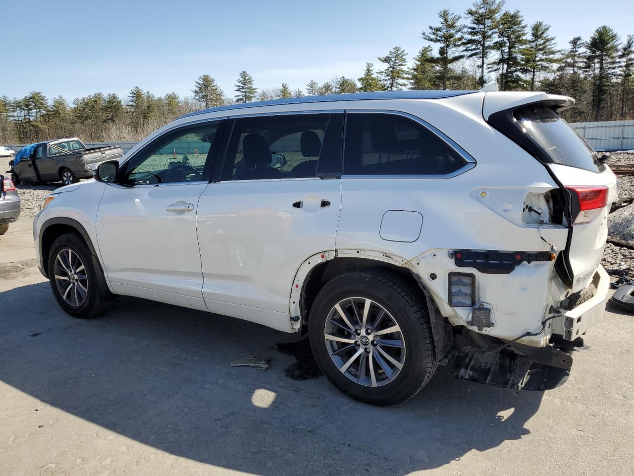 5TDJZRFH8HS473794 TOYOTA HIGHLANDER 2017