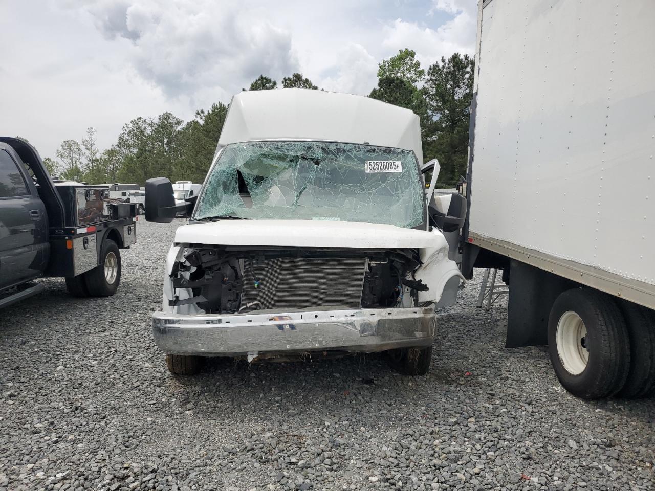1HA3GRC75RN008208 CHEVROLET EXPRESS 2024