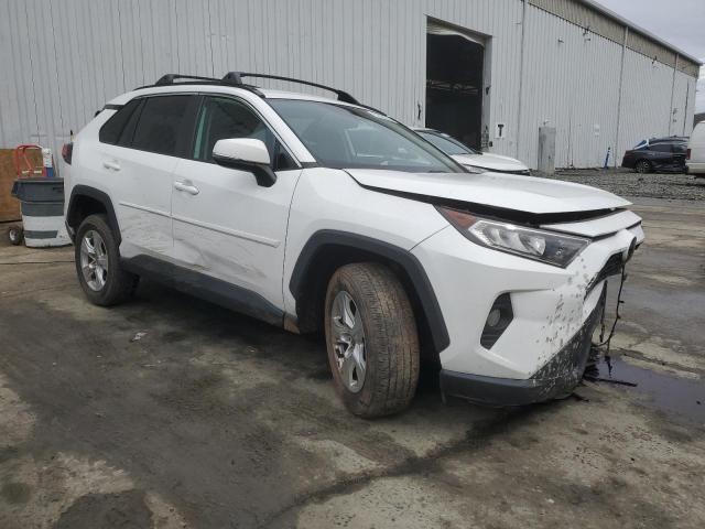  TOYOTA RAV4 2021 Biały