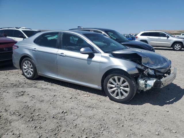  TOYOTA CAMRY 2019 Серебристый