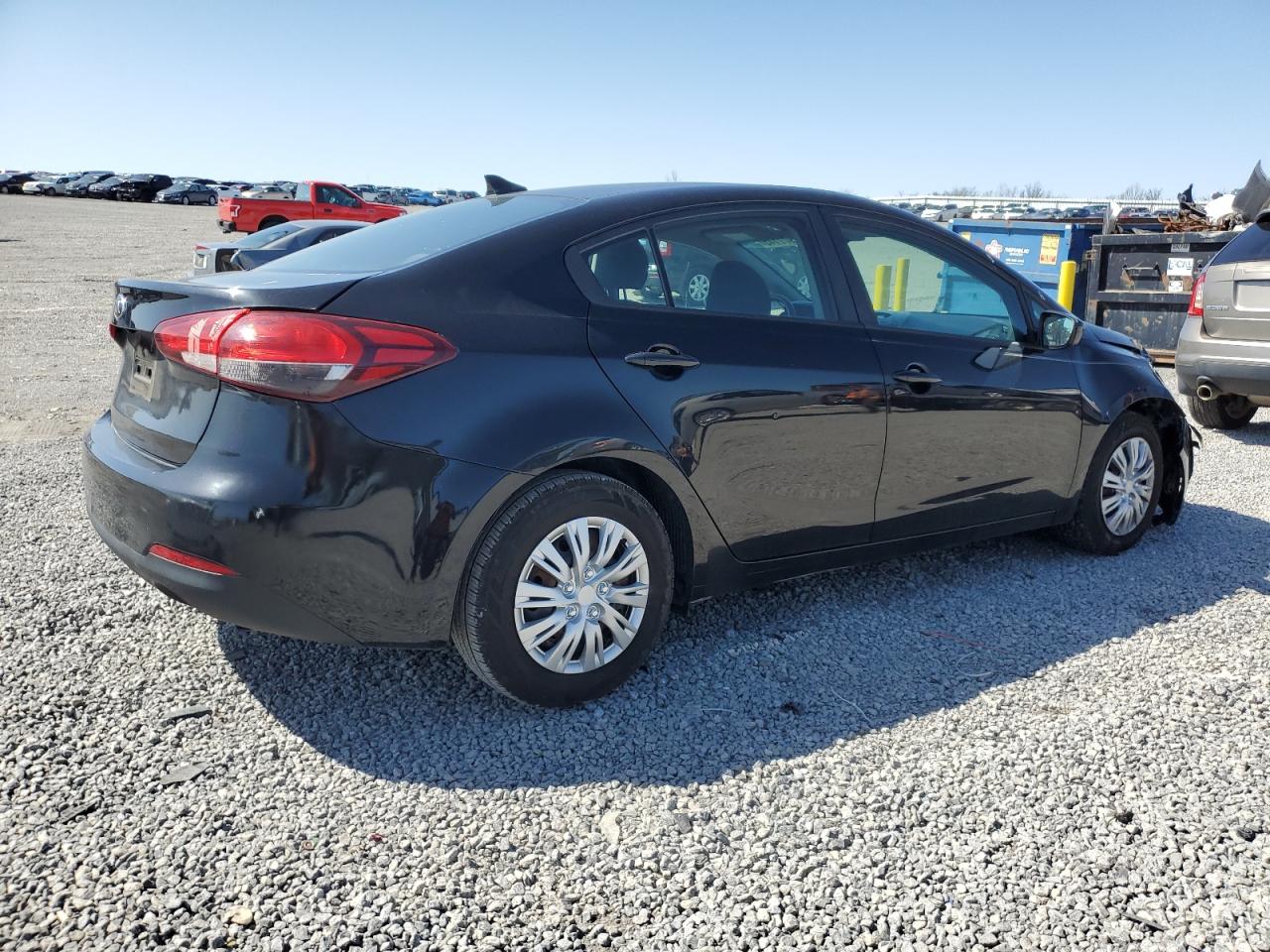 2017 Kia Forte - Image 3