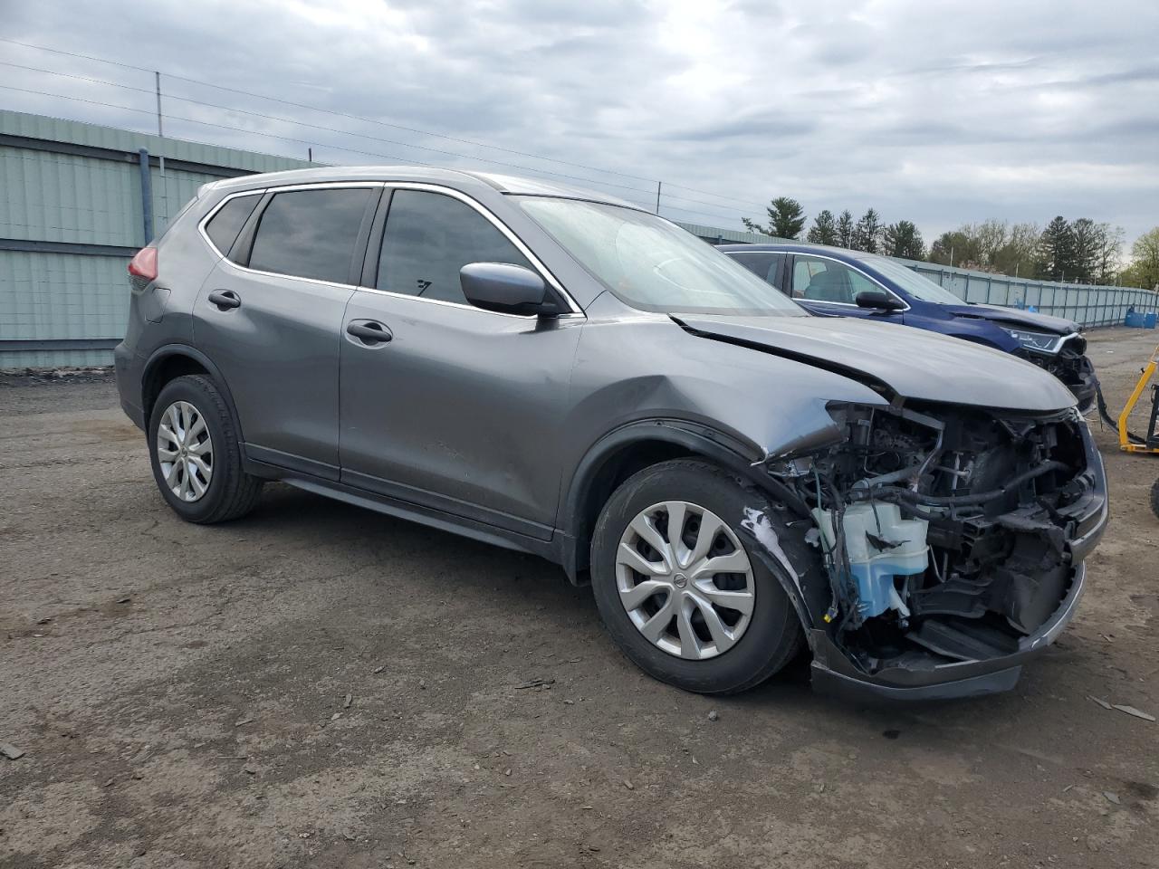 KNMAT2MT4JP567137 NISSAN ROGUE 2018