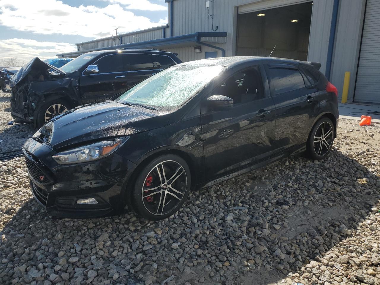 2016 Ford Focus St იყიდება Wayland-ში, MI - Front End