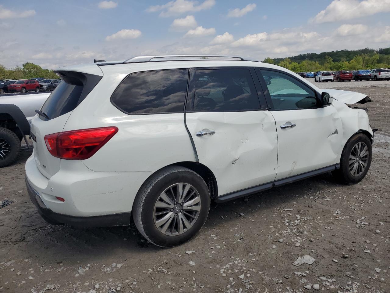 5N1DR2MN0JC623591 NISSAN PATHFINDER 2018
