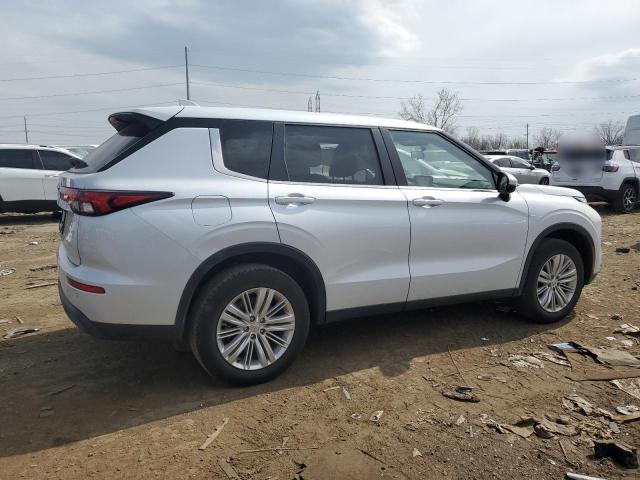  MITSUBISHI OUTLANDER 2024 Biały