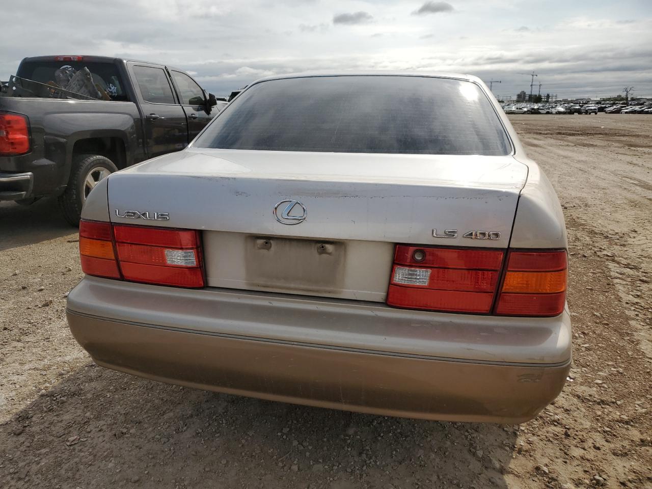 1998 Lexus Ls 400 VIN: JT8BH28F2W0125238 Lot: 52083775
