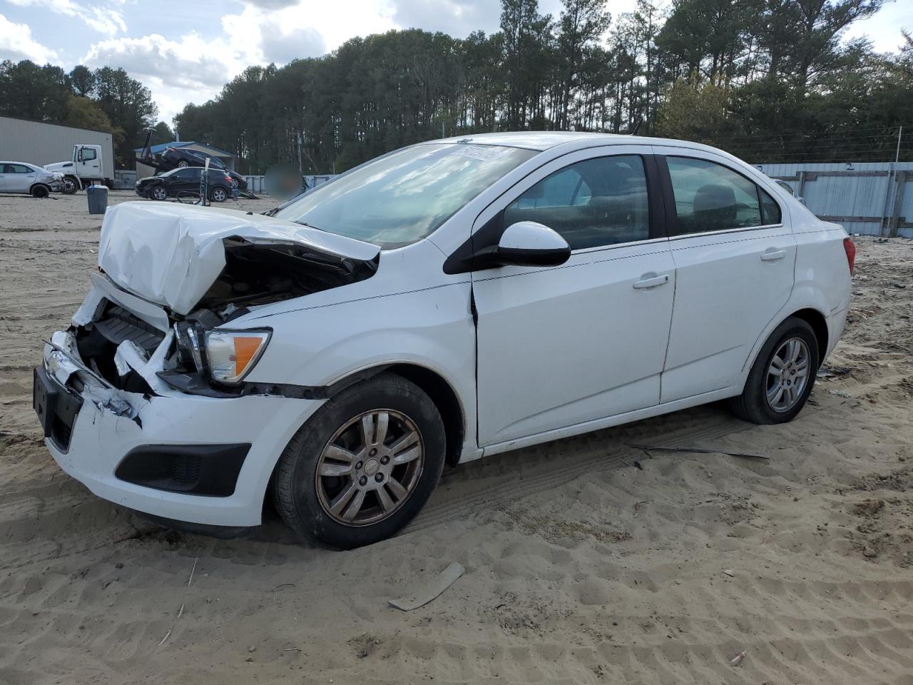 1G1JC5SH5D4173077 CHEVROLET SONIC Photo 1