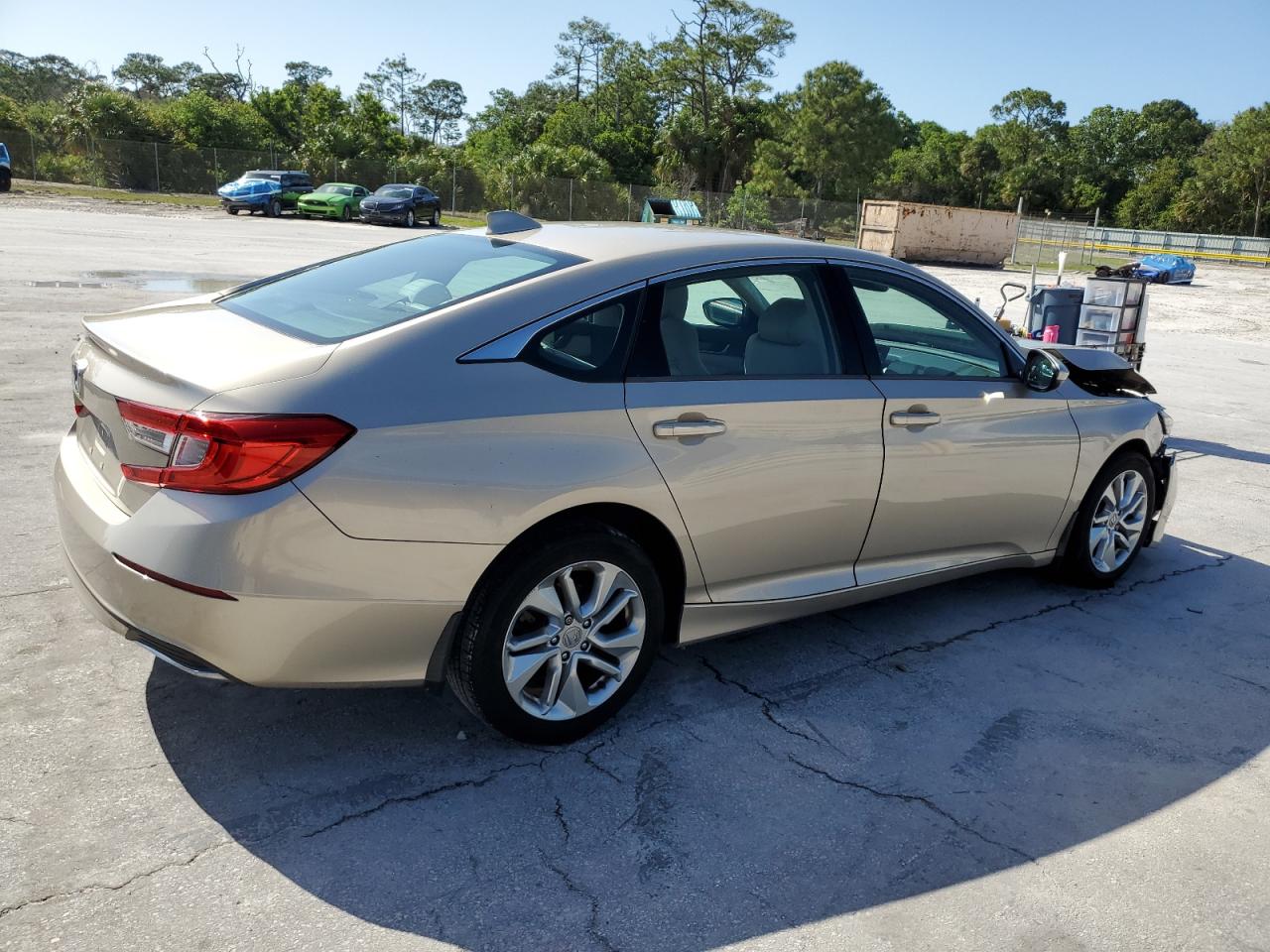 1HGCV1F16JA214721 HONDA ACCORD 2018