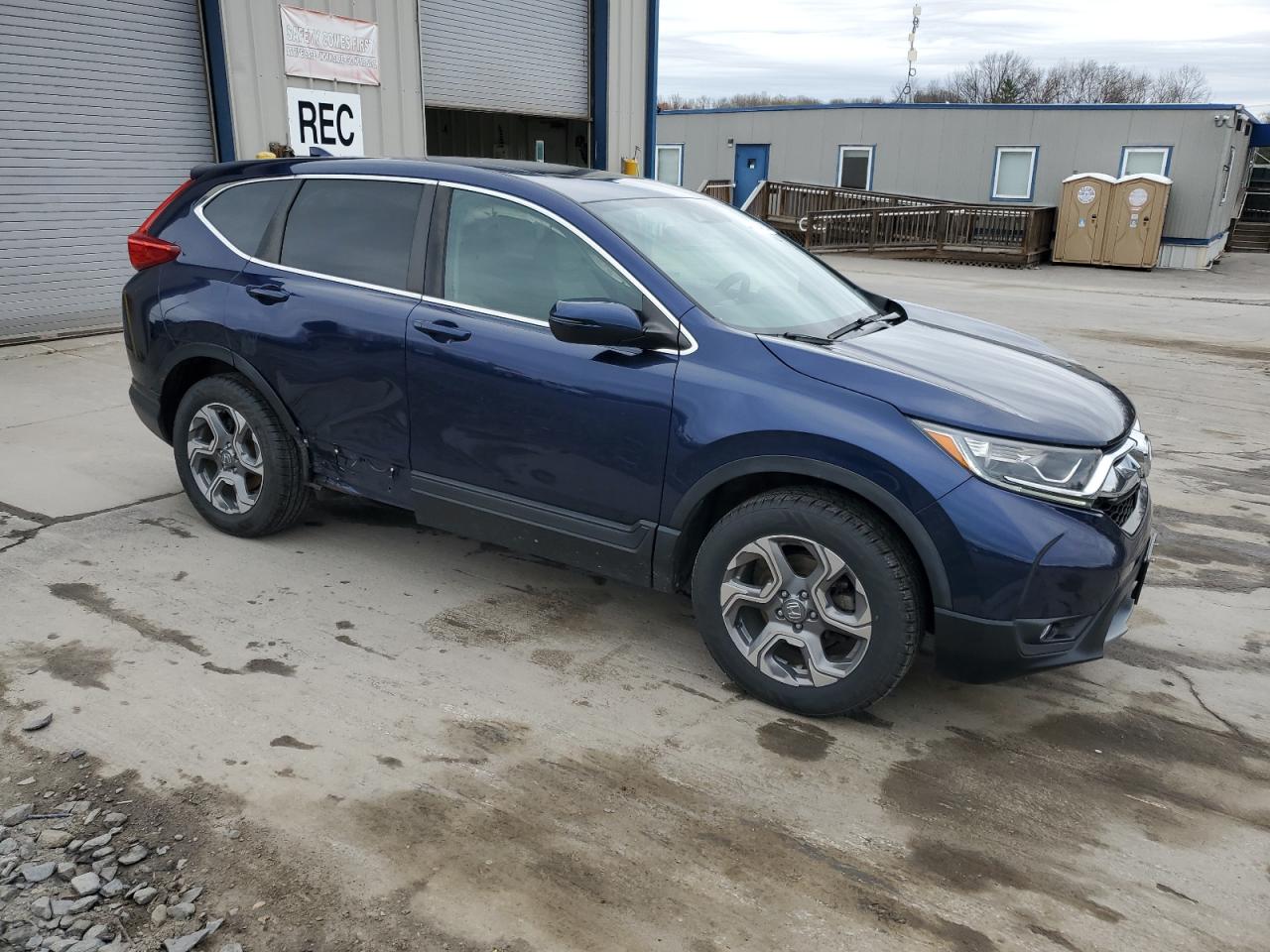 7FARW2H57JE017273 HONDA CRV 2018