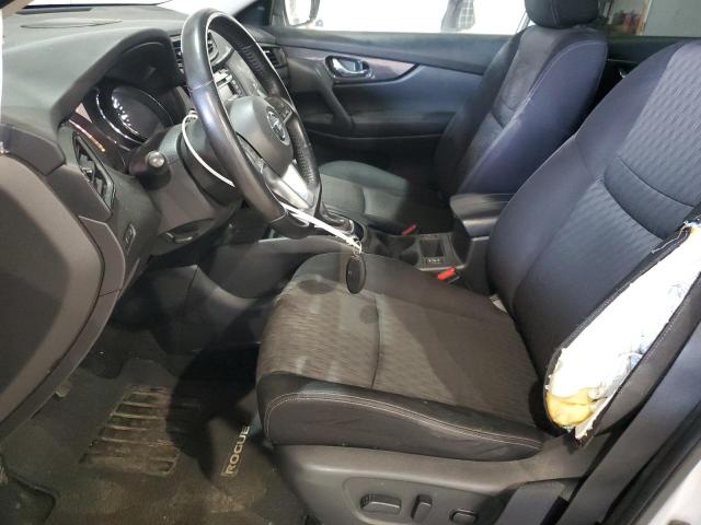 NISSAN ROGUE 2018 Серебристый