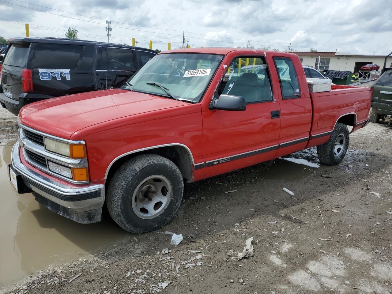 1997 Chevrolet Gmt-400 C1500 for Sale in Indianapolis, IN - Rear End