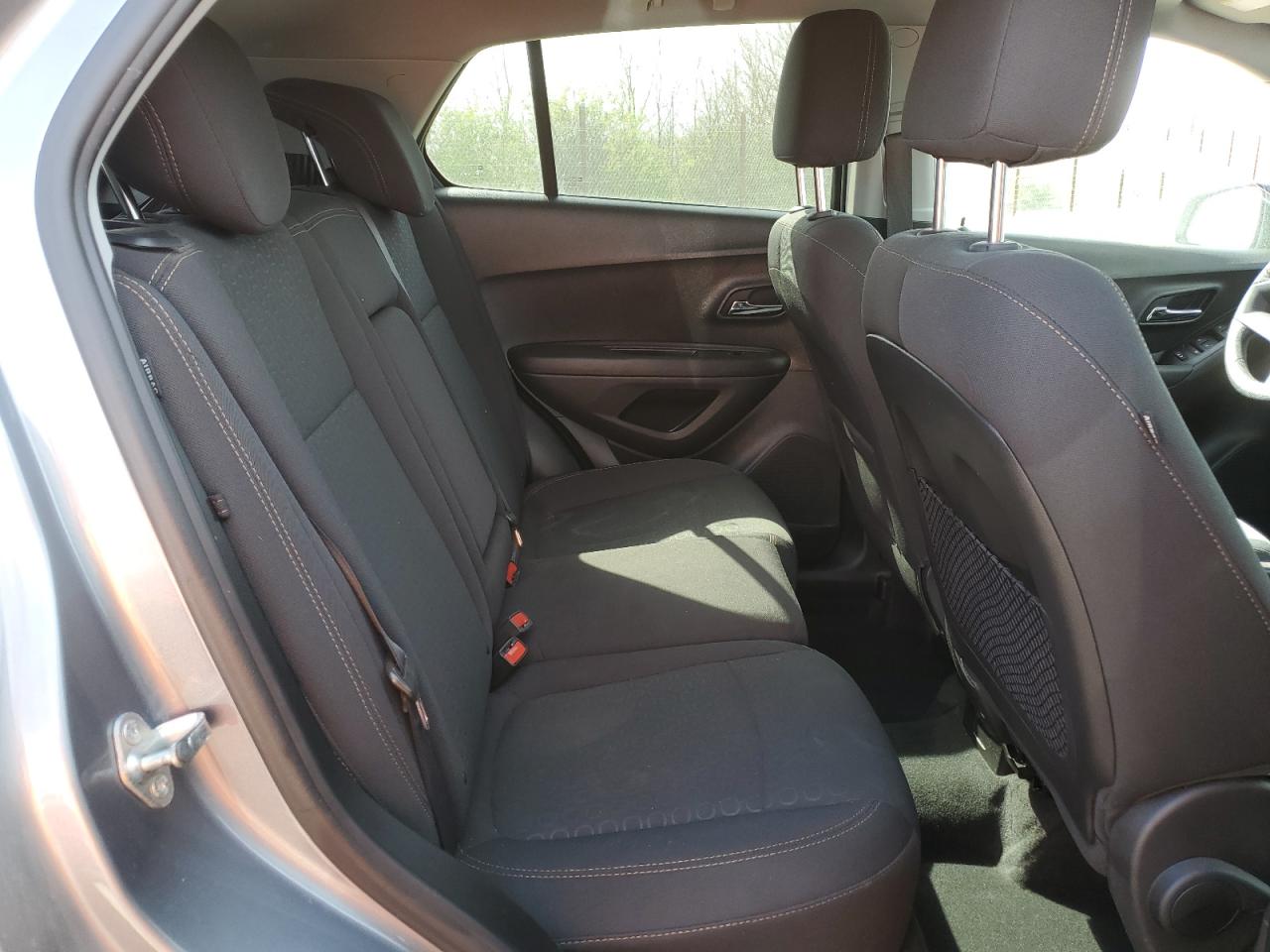 2020 Chevrolet Trax Ls VIN: 3GNCJKSBXLL211404 Lot: 53370245