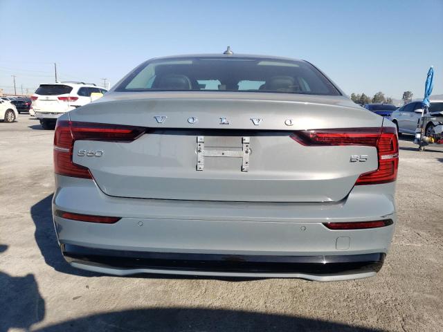  VOLVO S60 CORE 2024 Szary