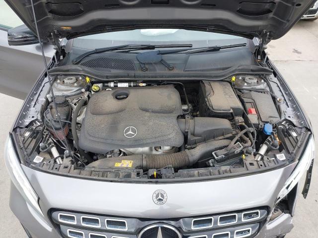 2019 MERCEDES BENZ GLA 180 UR