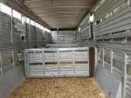 1993 Featherlite Livestock Trailer продається в Fort Wayne, IN - Side