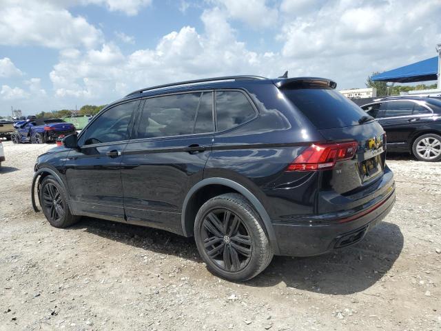  VOLKSWAGEN TIGUAN 2022 Черный