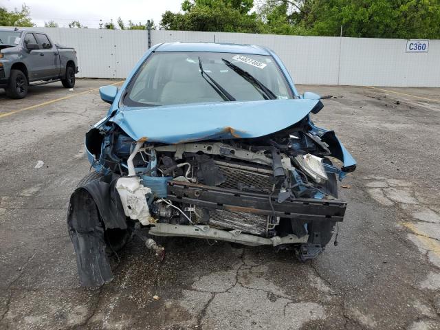 Хетчбеки NISSAN VERSA 2015 Синій