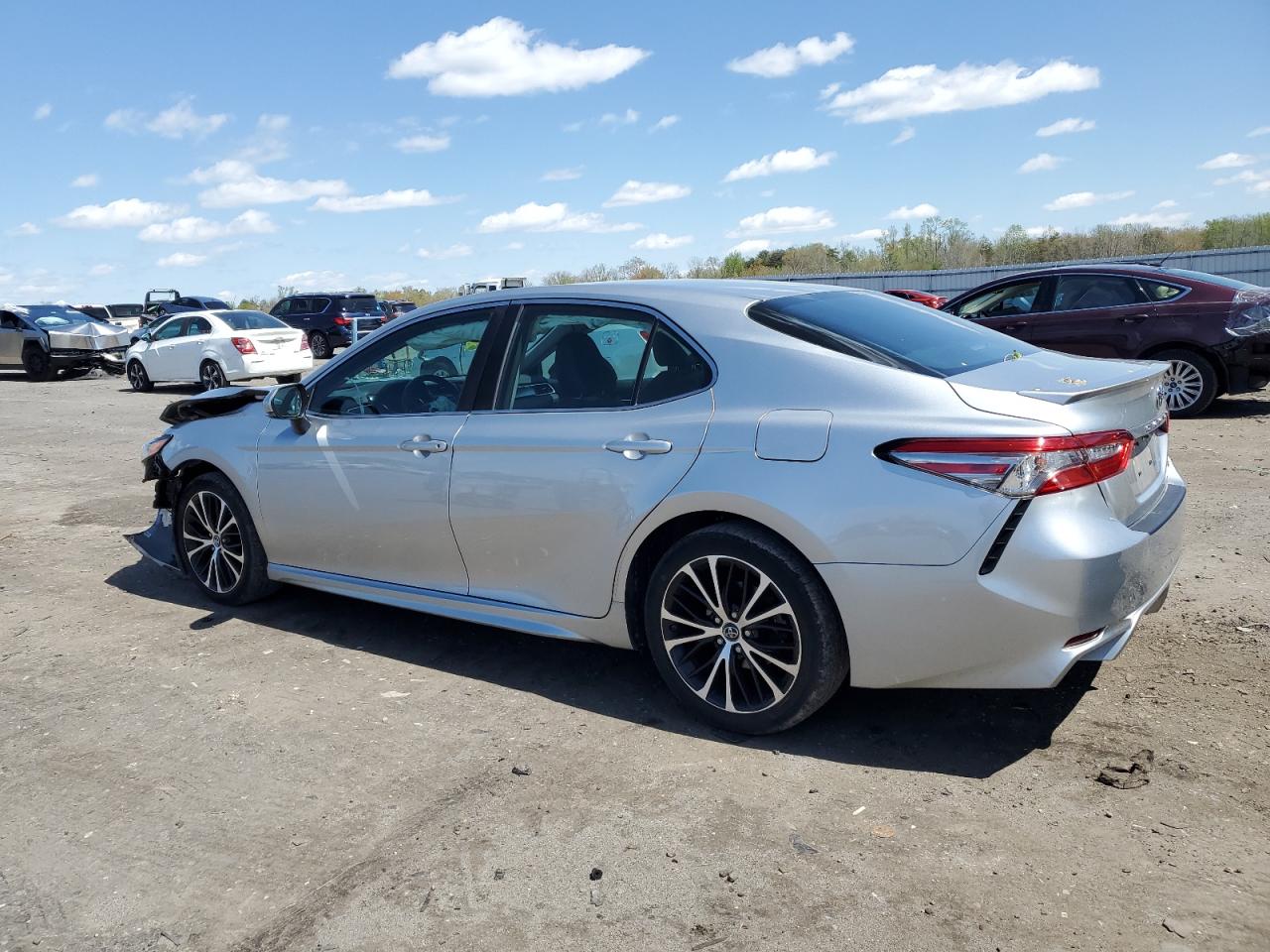 4T1B11HK5JU536630 TOYOTA CAMRY 2018