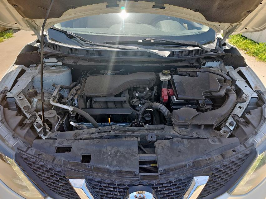  NISSAN ROGUE 2018 Biały