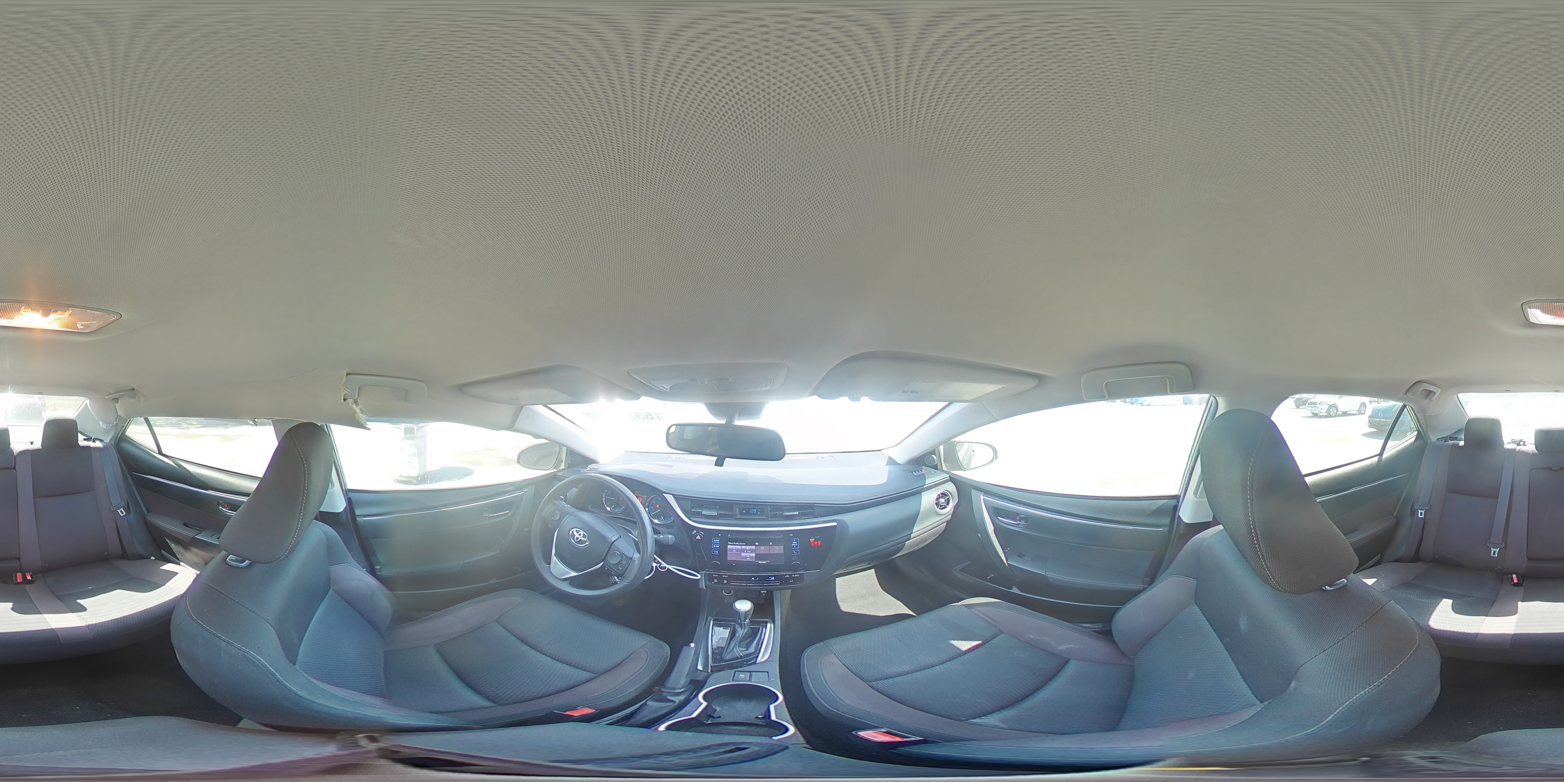2018 Toyota Corolla L VIN: 5YFBURHEXJP807859 Lot: 53272915