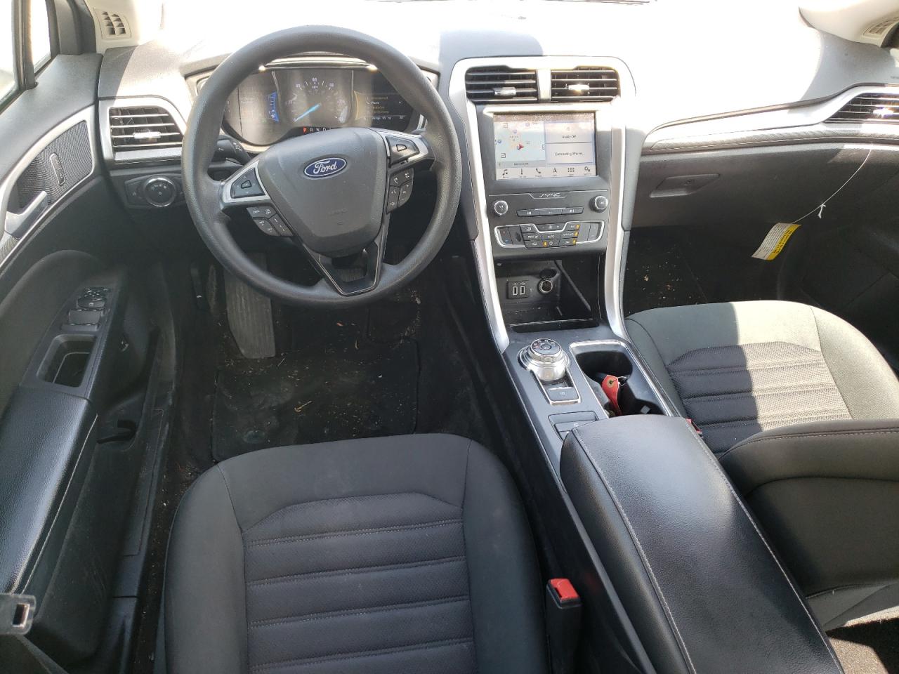 2019 Ford Fusion Se VIN: 3FA6P0LU9KR124913 Lot: 54146875