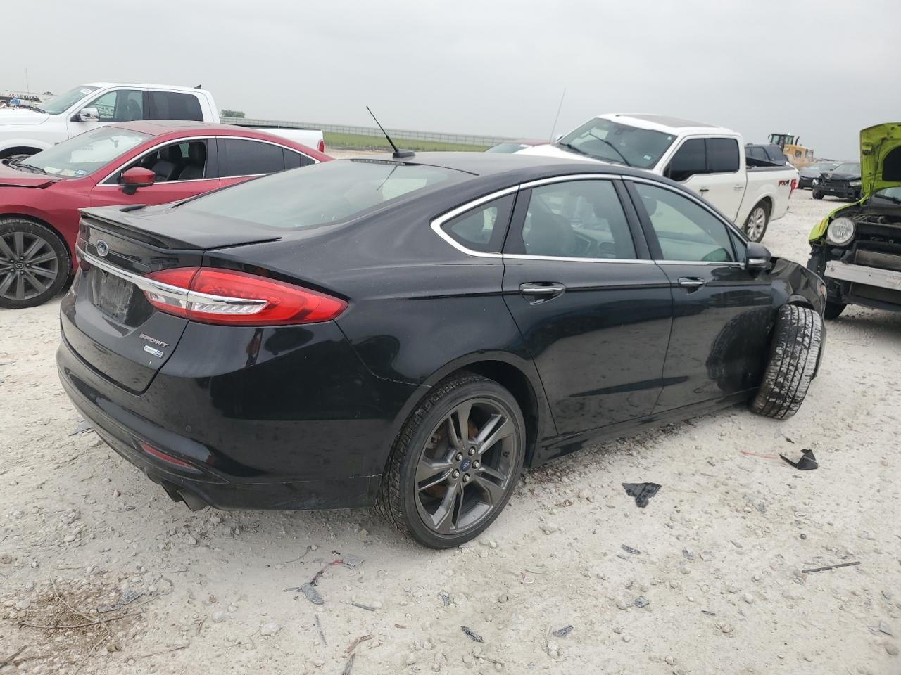 3FA6P0VP2HR263961 FORD FUSION 2017