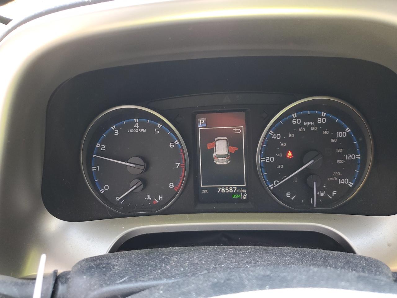 JTMRFREV9JJ729897 TOYOTA RAV4 2018