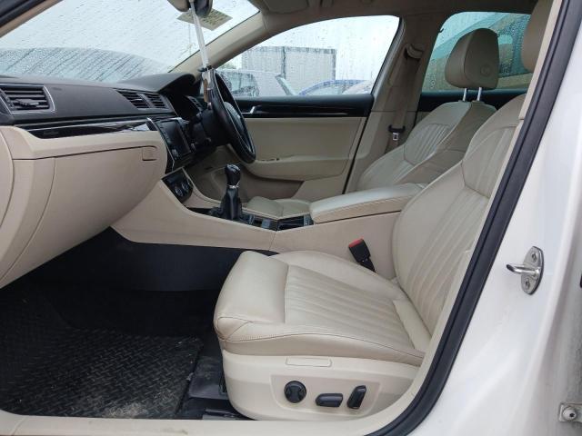 2016 SKODA SUPERB LAU