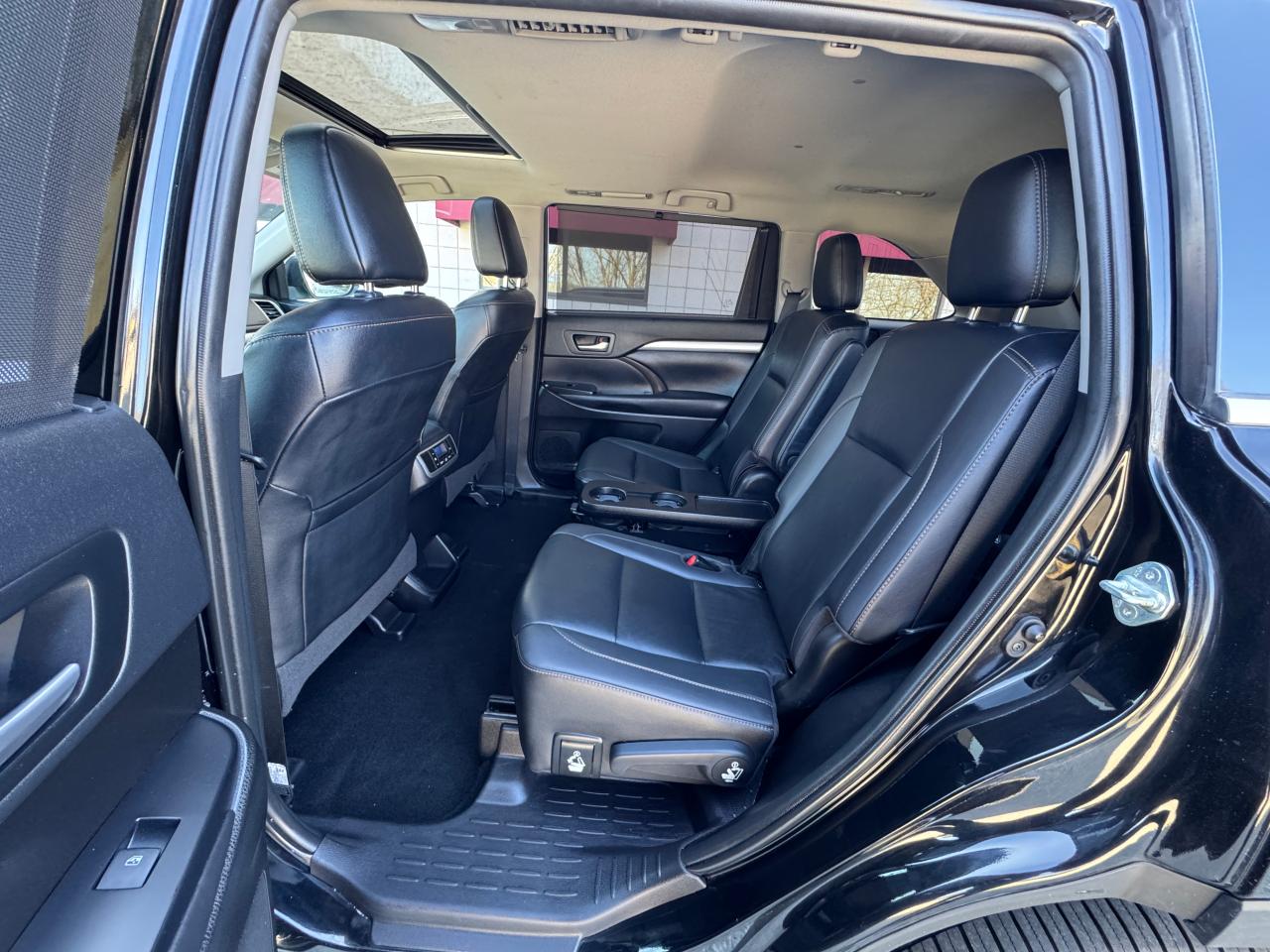 5TDJZRFH8KS567357 TOYOTA HIGHLANDER 2019