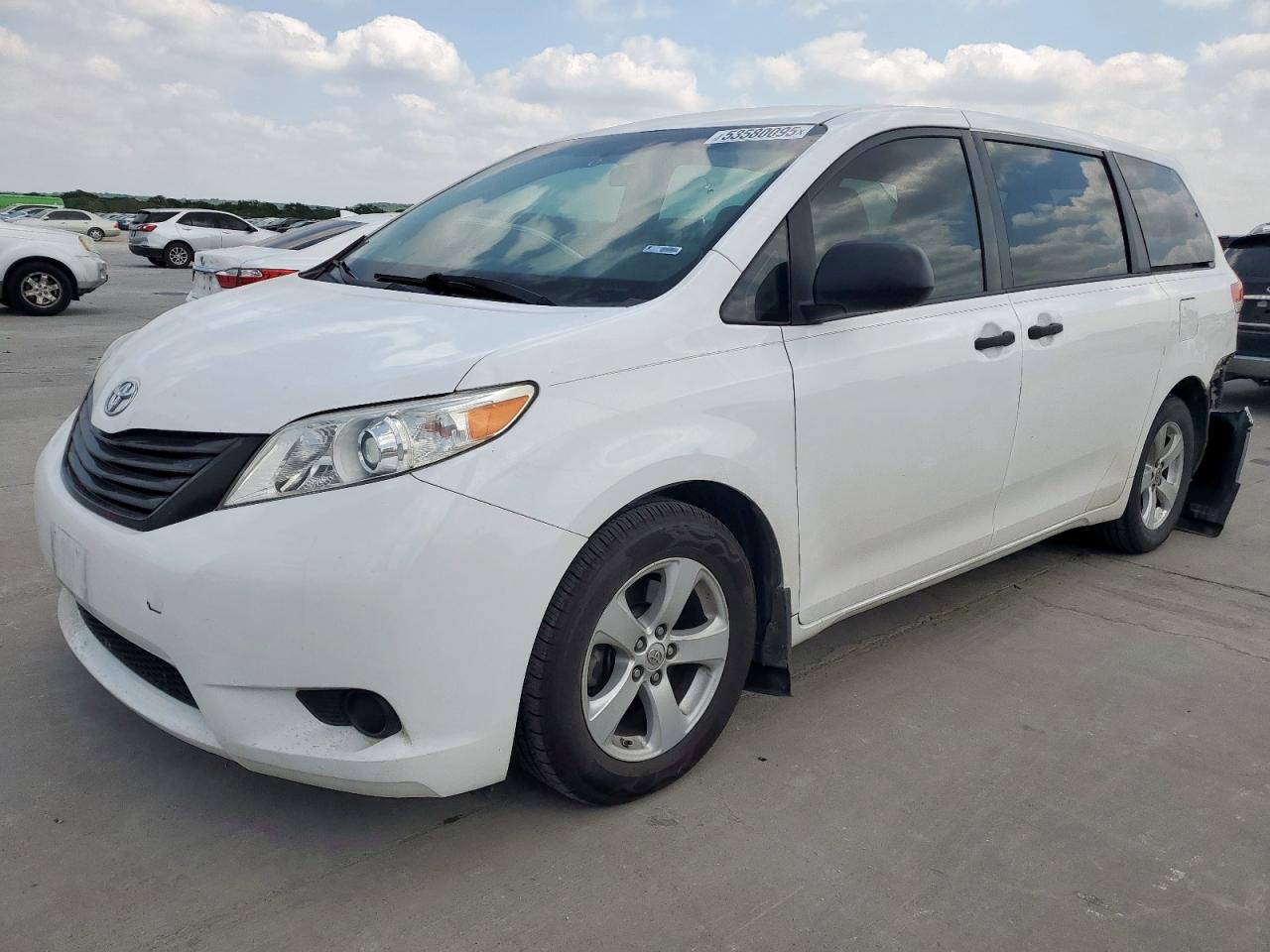2014 Toyota Sienna for Sale in Grand Prairie, TX - Rear End