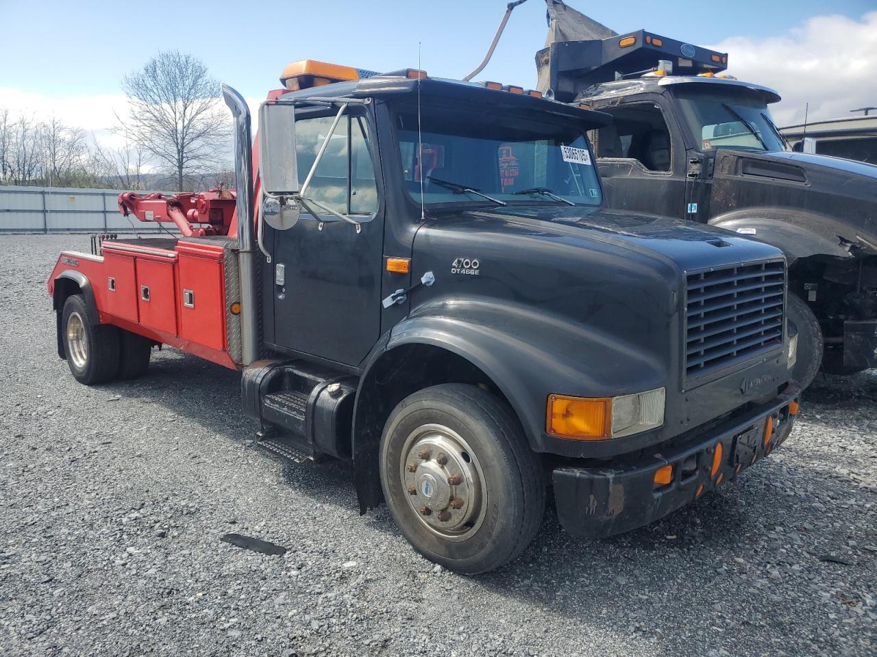 1997 International 4700 Tow Truck იყიდება Grantville-ში, PA - Normal Wear